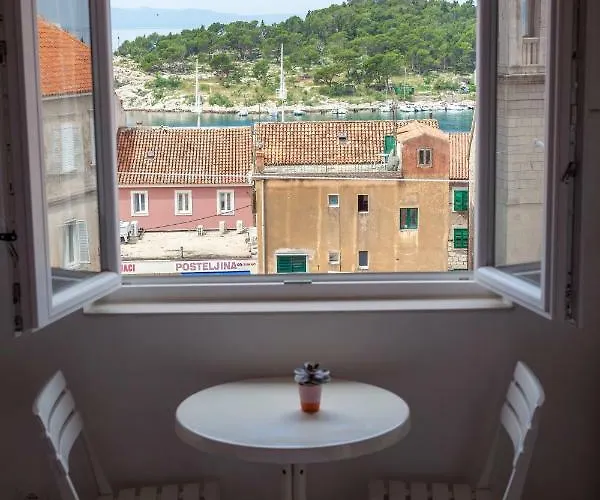 Town Center 3* Makarska