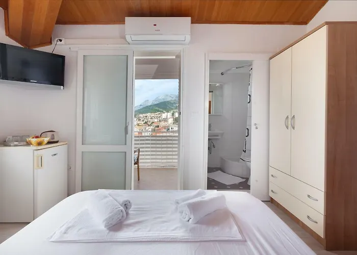 Town Center Guest house