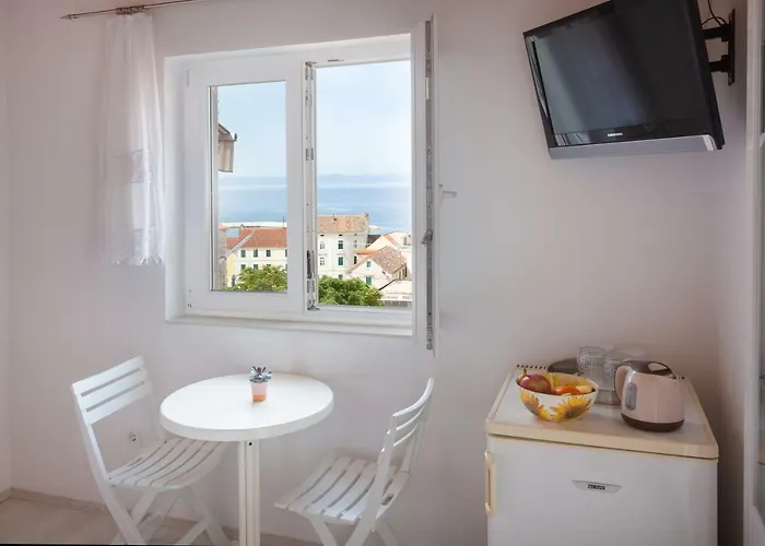 Town Center 3* Makarska